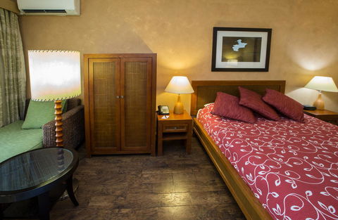 The Continental Hotel - Yamba Accommodation 17