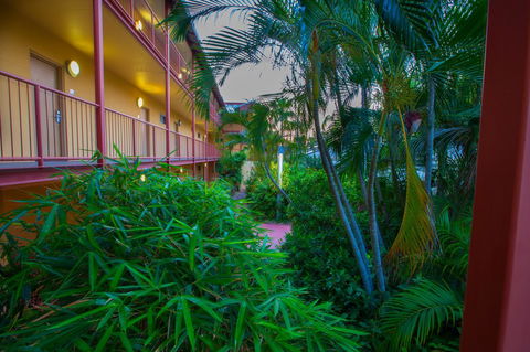 The Continental Hotel - Yamba Accommodation 22