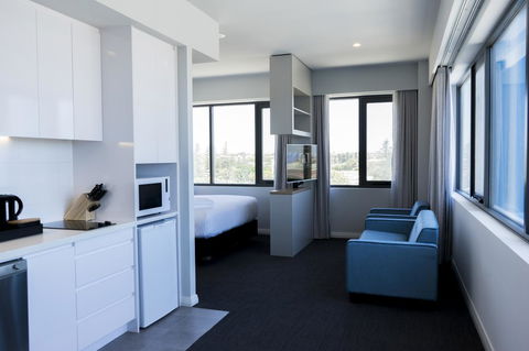 The Gerald Apartment Hotel - Yamba Accommodation 4