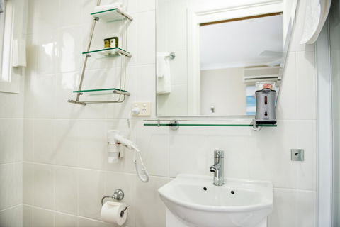 Nelson Bay Bed & Breakfast - Yamba Accommodation 25