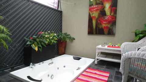 Nelson Bay Bed & Breakfast - Yamba Accommodation 9