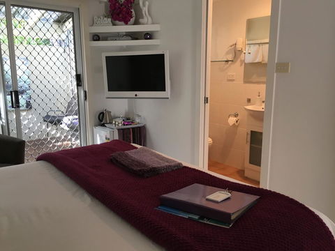 Nelson Bay Bed & Breakfast - Yamba Accommodation 21