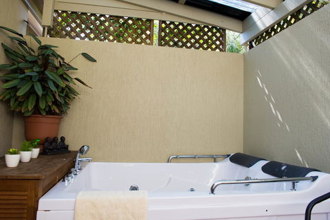 Nelson Bay Bed & Breakfast - Yamba Accommodation 28