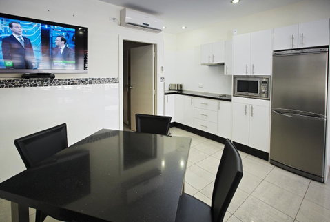 Jesmond Executive Villas - Yamba Accommodation 21