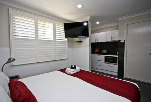 Jesmond Executive Villas - Yamba Accommodation 42