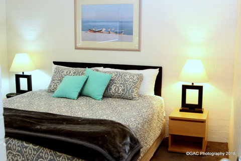 Mollymook Cove Apartments - Yamba Accommodation 31
