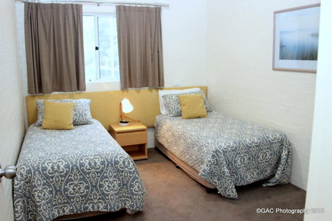 Mollymook Cove Apartments - Yamba Accommodation 26