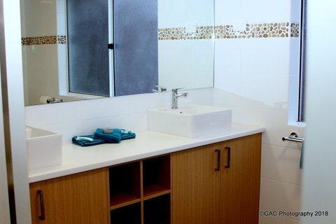 Mollymook Cove Apartments - Yamba Accommodation 28