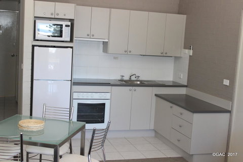 Mollymook Cove Apartments - Yamba Accommodation 23