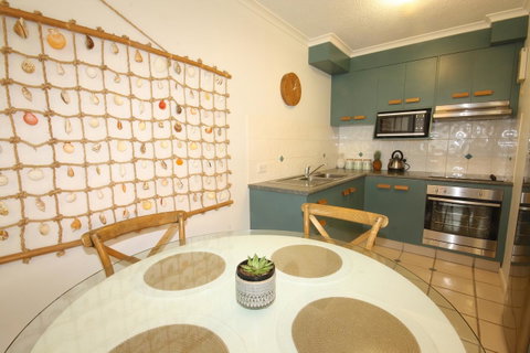 Cossies By The Sea - Yamba Accommodation 9
