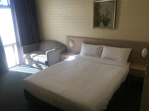Junee Motor Inn - Yamba Accommodation 14