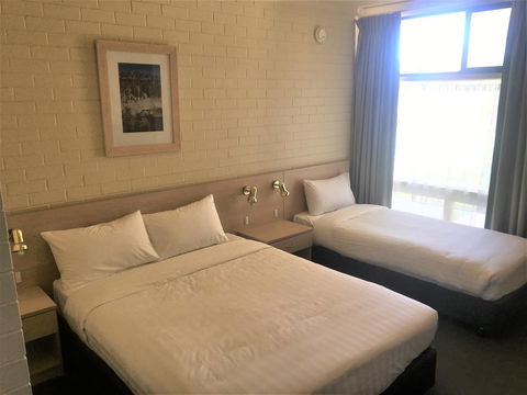 Junee Motor Inn - Yamba Accommodation 15