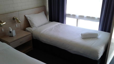 Junee Motor Inn - Yamba Accommodation 4