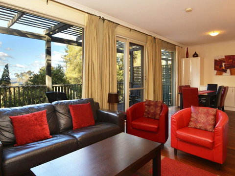 Villa Executive 2br Cypress DS Located Within Cypress Lakes Resort - Yamba Accommodation 0