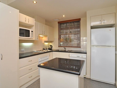 Villa Executive 2br Cypress DS Located Within Cypress Lakes Resort - Yamba Accommodation 13