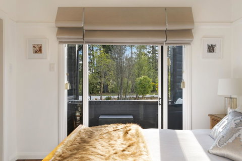 Romanz In The Valley (Luxury B&B) - Yamba Accommodation 6