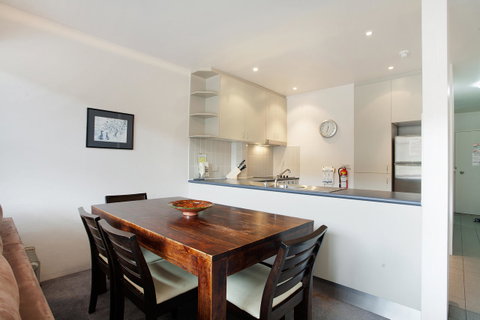 Lantern 1 Bedroom Balcony With Panoramic View - Yamba Accommodation 8