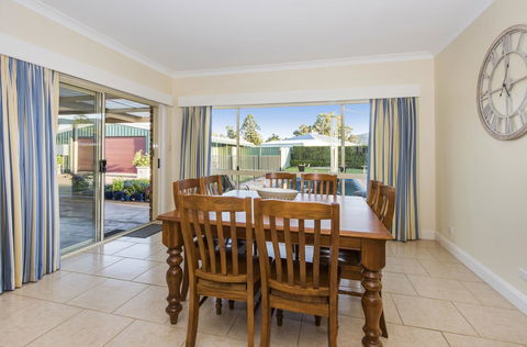 Colonial Court Villas - Yamba Accommodation 15