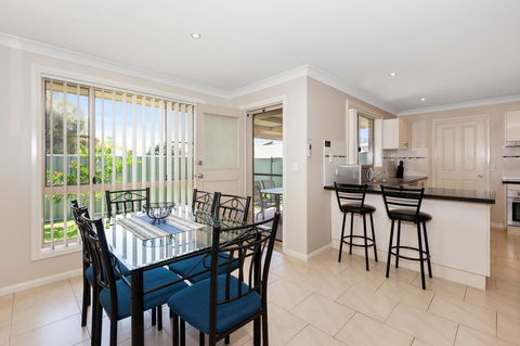 Colonial Court Villas - Yamba Accommodation 34