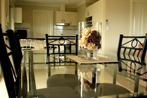 Colonial Court Villas - Yamba Accommodation 23