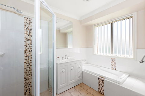 Colonial Court Villas - Yamba Accommodation 18