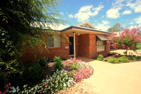 Colonial Court Villas - Yamba Accommodation 21