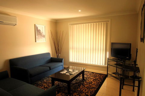 Colonial Court Villas - Yamba Accommodation 31