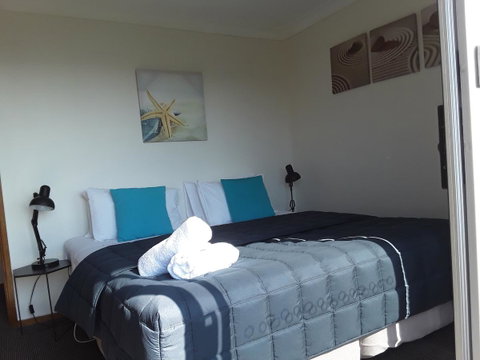 Narooma Golfers Lodge - Yamba Accommodation 13