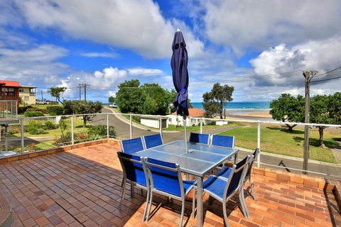 The Rotunda, Gerroa - Yamba Accommodation 1