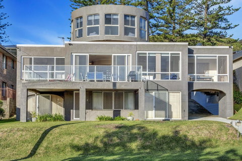 The Rotunda, Gerroa - Yamba Accommodation 28