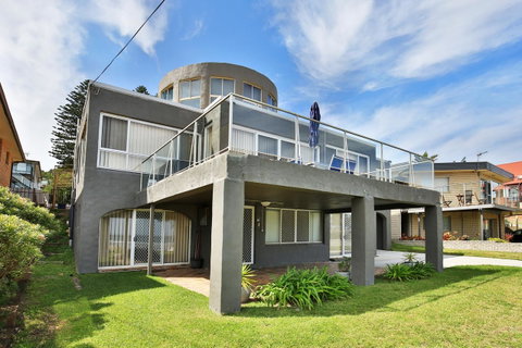 The Rotunda, Gerroa - Yamba Accommodation 29