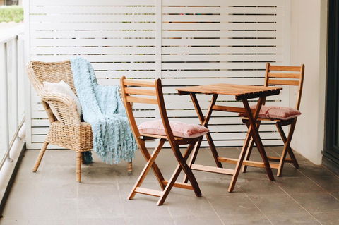 Modern & Cosy 2-Bedroom Apartment Hornsby - Yamba Accommodation 13