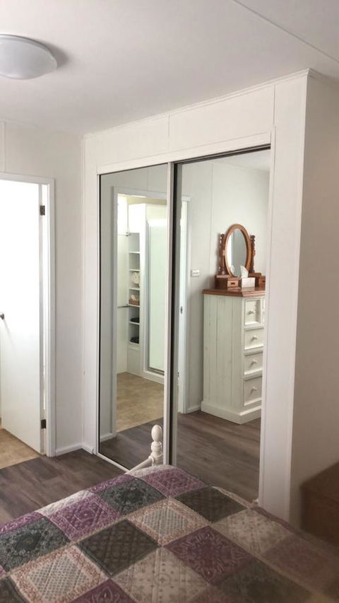 Little Gem - Yamba Accommodation 13