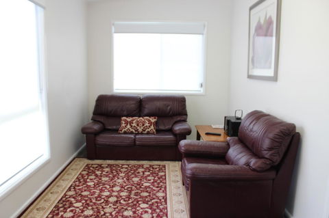 Little Gem - Yamba Accommodation 6