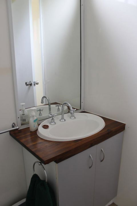 Little Gem - Yamba Accommodation 11