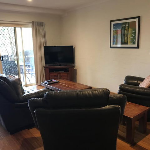 Mariner Bay Apartments - Yamba Accommodation 8