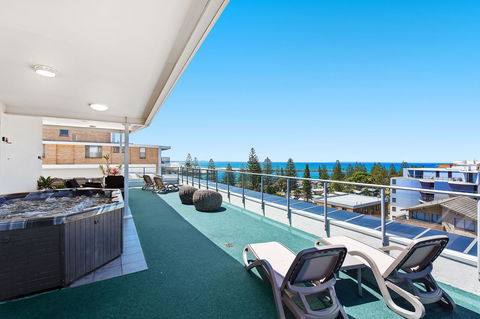 Macquarie Waters Boutique Apartment Hotel - Yamba Accommodation 2