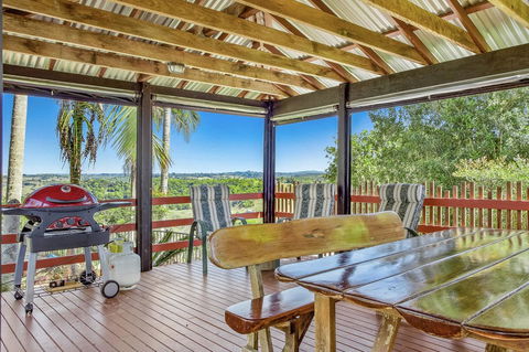 Byron Hinterland Villas - Yamba Accommodation 1