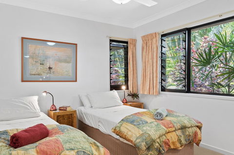 Byron Hinterland Villas - Yamba Accommodation 38