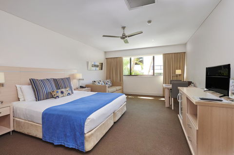 Waves Byron Bay - Yamba Accommodation 35