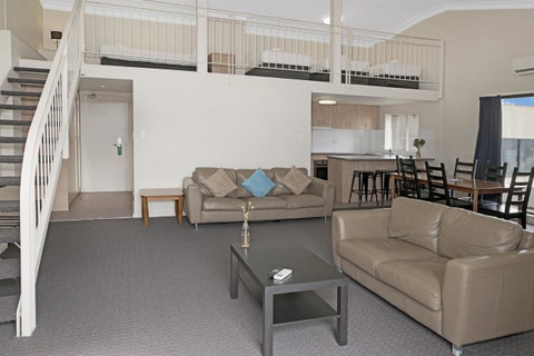 Banjo Paterson Inn - Yamba Accommodation 28