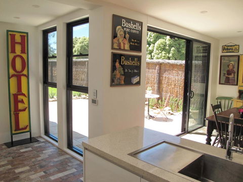 Apple Tree Cottage - Yamba Accommodation 6