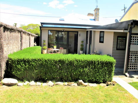 Apple Tree Cottage - Yamba Accommodation 27