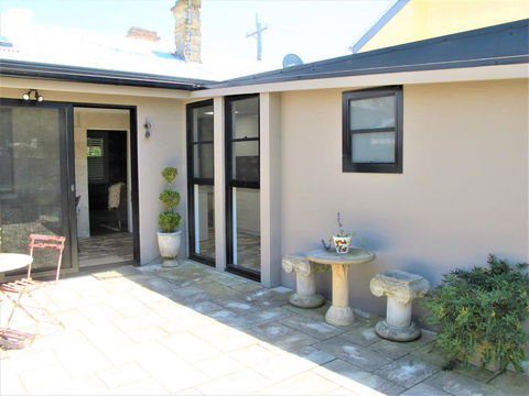 Apple Tree Cottage - Yamba Accommodation 30