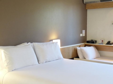 Ibis Thornleigh - Yamba Accommodation 21