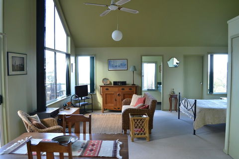 Bundle Hill Cottages - Yamba Accommodation 44