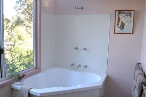 Bundle Hill Cottages - Yamba Accommodation 26