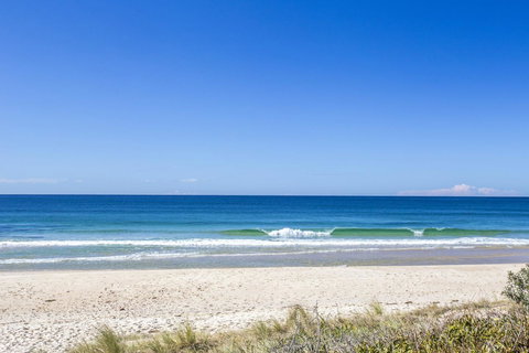 Beachfront 2 - Yamba Accommodation 2
