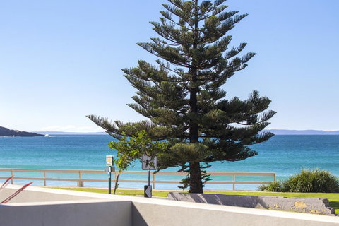 Beachfront 2 - Yamba Accommodation 19