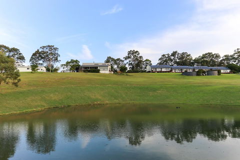Wine Country Villas - Yamba Accommodation 26